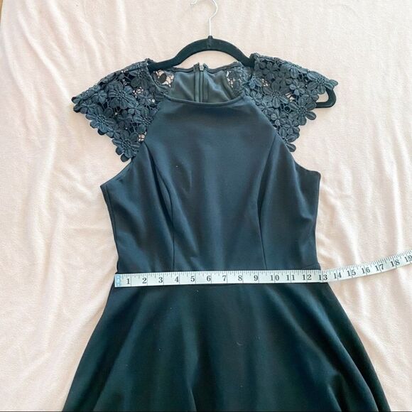 Lulu’s You're a Flirt Black Crochet Lace Skater Dress in Black Small - Picture 4 of 9